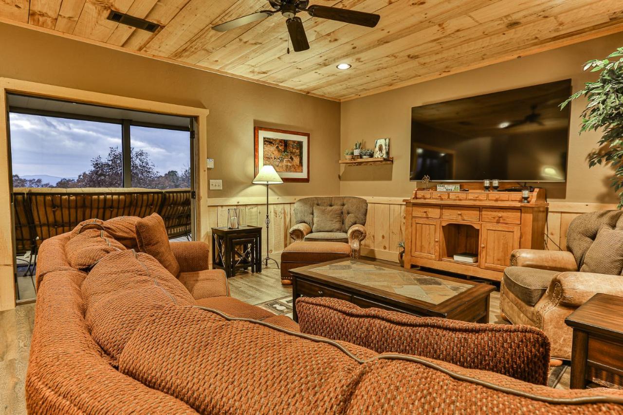 Eagles Crest - Long Range Layered Mountain Views In Peaceful Neighborhood! Villa Mineral Bluff Eksteriør billede