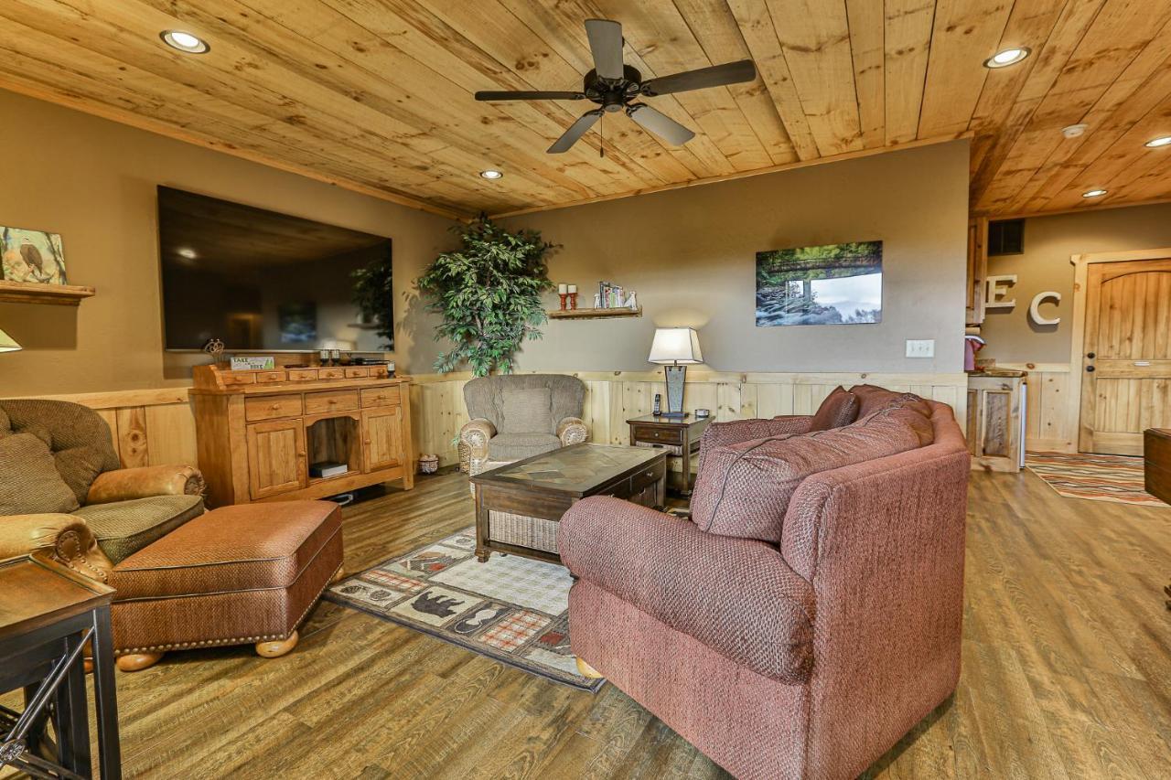 Eagles Crest - Long Range Layered Mountain Views In Peaceful Neighborhood! Villa Mineral Bluff Eksteriør billede
