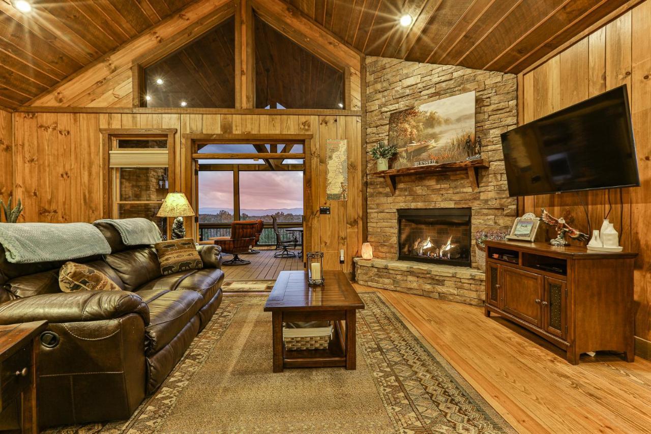 Eagles Crest - Long Range Layered Mountain Views In Peaceful Neighborhood! Villa Mineral Bluff Eksteriør billede